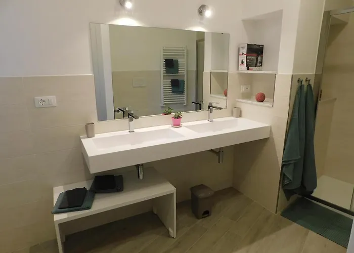 Quinto Canto Nyaraló *