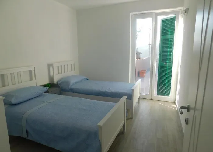 Quinto Canto Nyaraló *