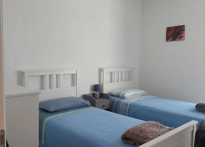 Nyaraló Quinto Canto *